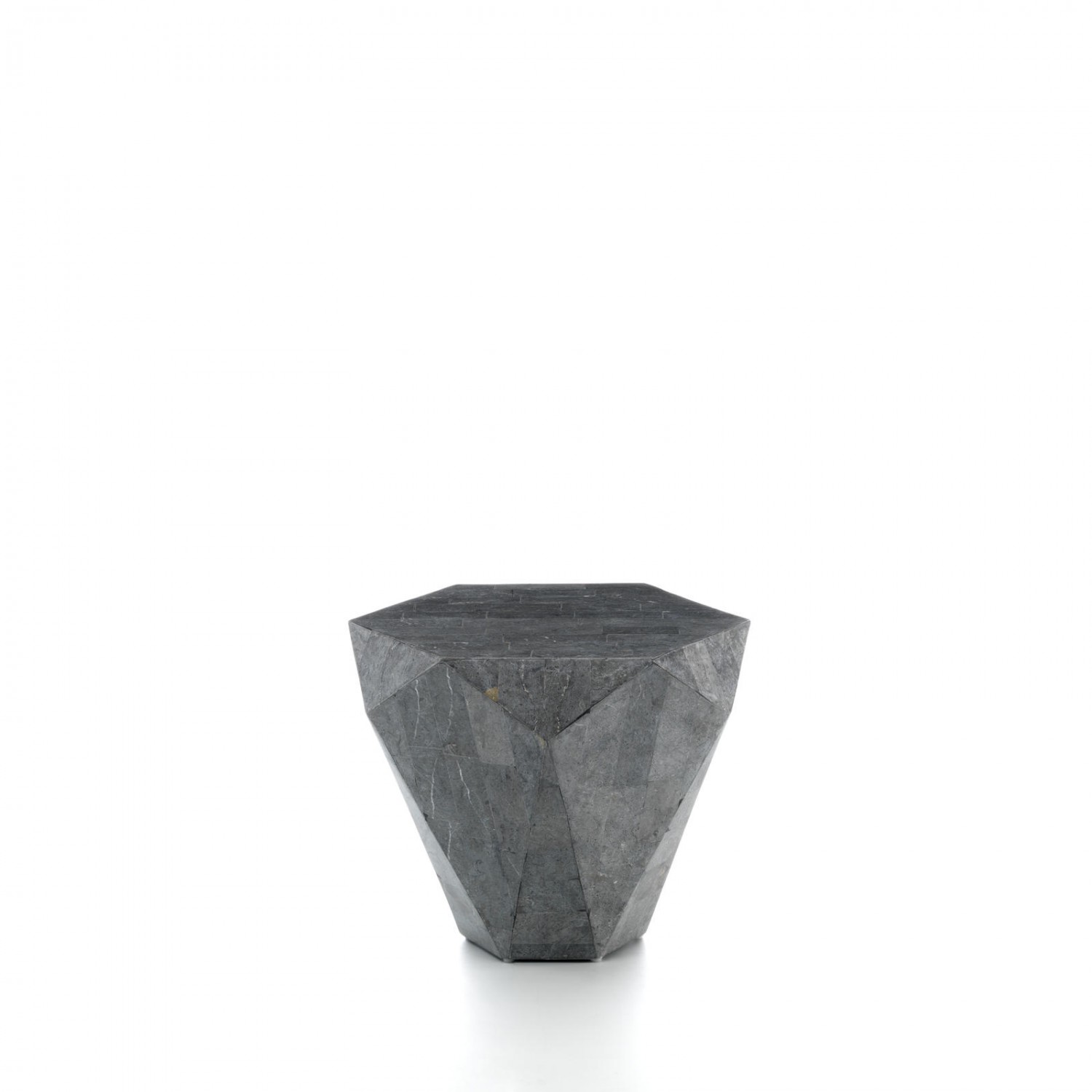 tavolino / end table (60 x 60 x 50h) stones diamond small