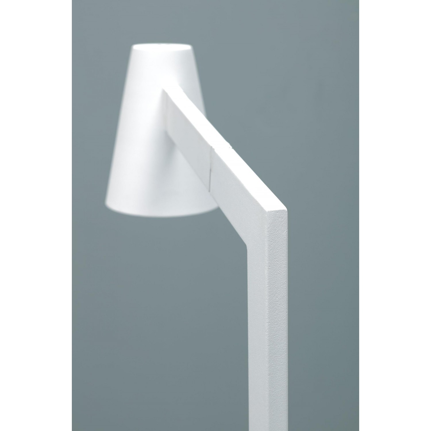design twist lampada da tavolo kobi